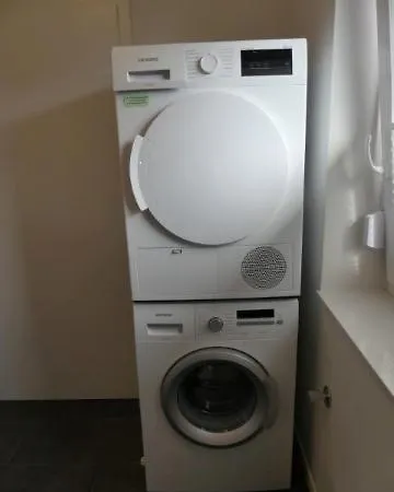 6 Personen Mit Sauna, Whirlpool, Zwei Duschen Sowie Kaminofen In Holiday home Otterndorf