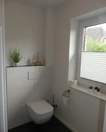 Casa vacanze 6 Personen Mit Sauna, Whirlpool, Zwei Duschen Sowie Kaminofen In Otterndorf