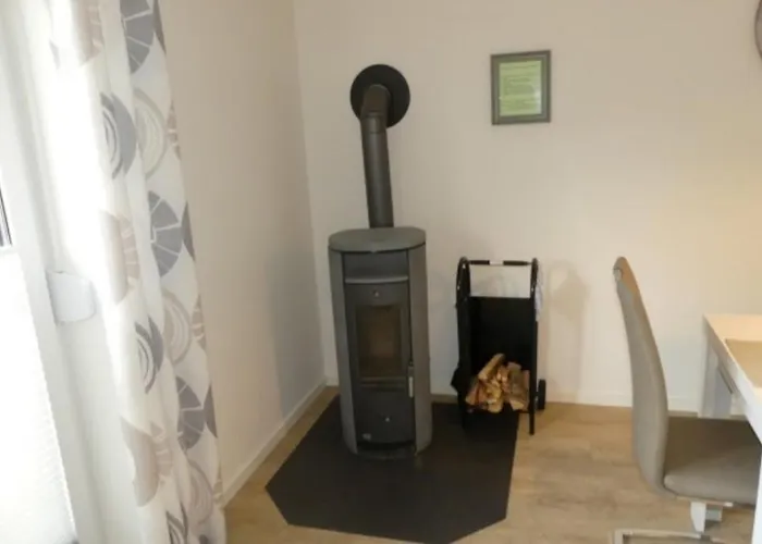 6 Personen Mit Sauna, Whirlpool, Zwei Duschen Sowie Kaminofen In 度假居 奥滕多夫
